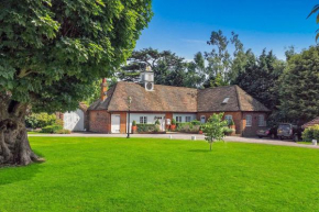 The Coach House by Bloom Stays
